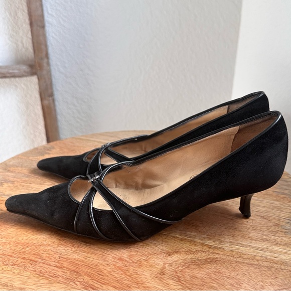 CHANEL Vintage Black Suede Leather 4 Leaf Clover CC Logo Appliqué Kitten Heels - Picture 5 of 15